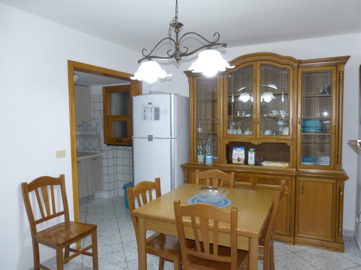 Casa Vacanze Vincenzo E Rosanna Castro  Экстерьер фото